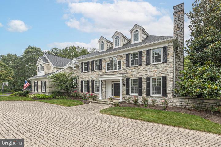 Photo of 14 Old Cabin Road, Newtown PA
