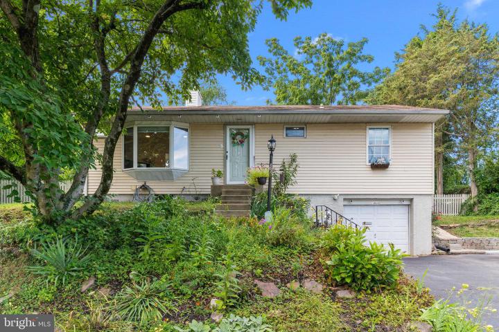 Photo of 1020 Pennsylvania Avenue, Southampton PA