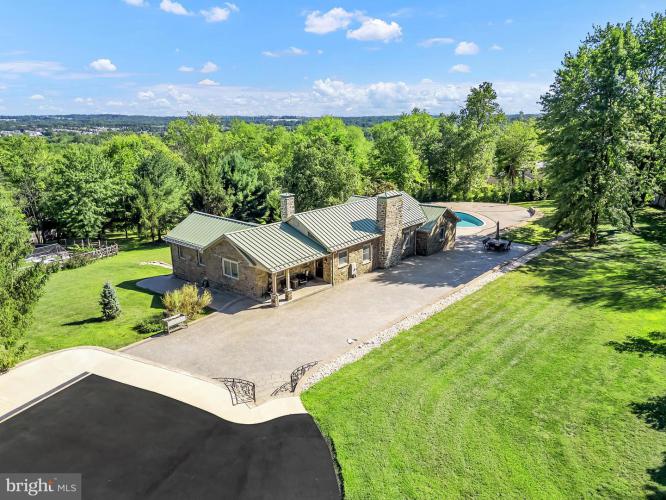 Photo of 1851 Meetinghouse Road