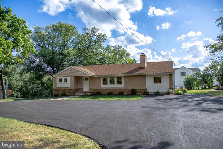 Photo of 1870 Bristol Road, Southampton PA