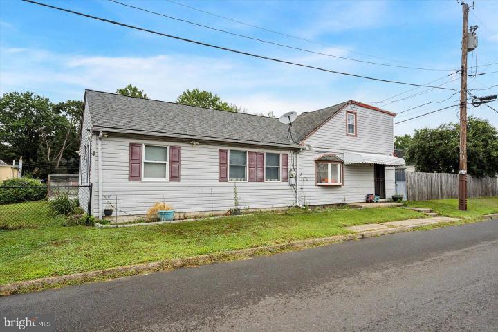 Photo of 619 First Avenue, Croydon PA
