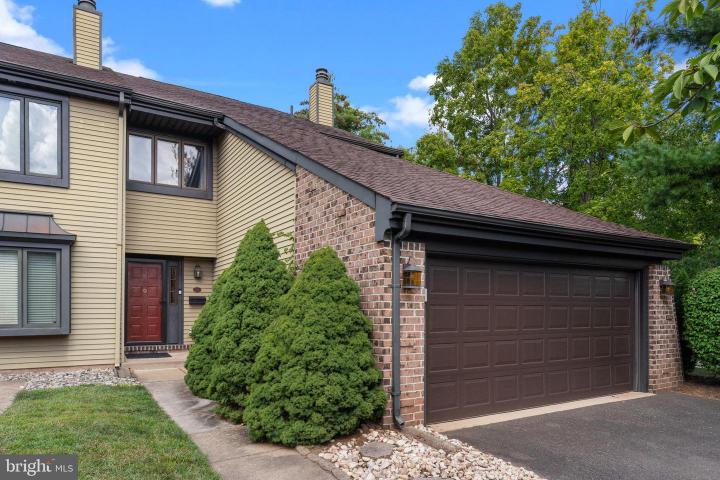 Photo of 2 Farmington Place, Newtown PA