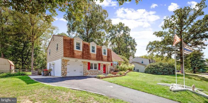 Photo of 919 Lavera Road, Warminster PA