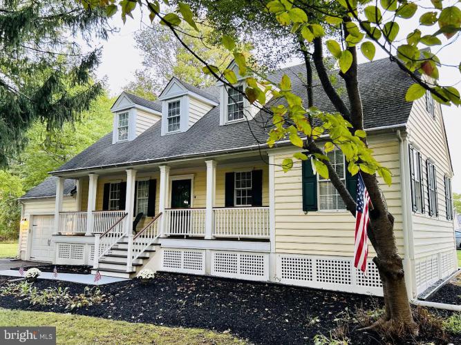 Photo of 212 Apple Street