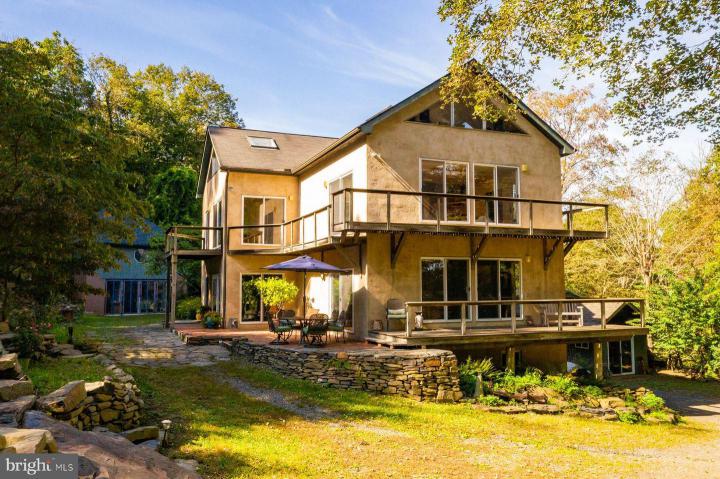 Photo of 7640 Tohickon Hill Road, Point Pleasant PA