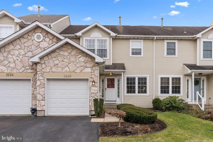 Photo of 2226 Orchard Hill Circle, Warrington PA