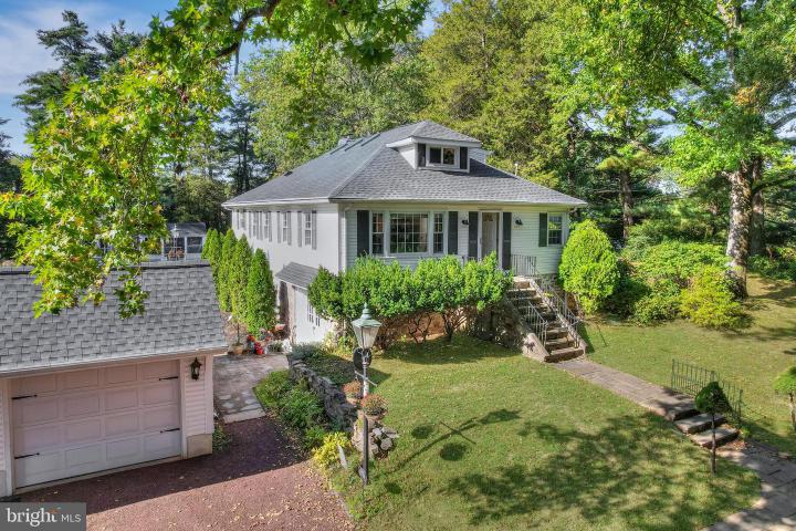 Photo of 713 Ardsley Court