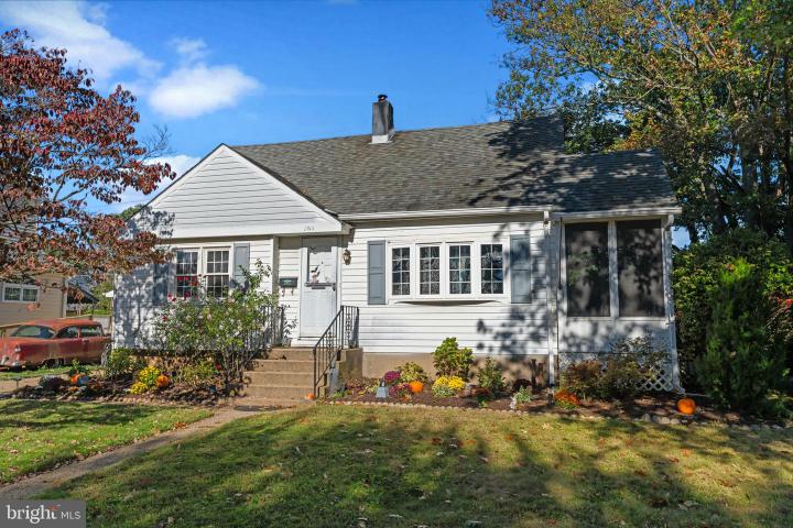 Photo of 2915 Lawnton Avenue