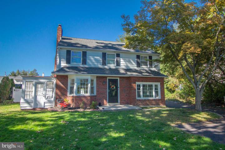 Photo of 6419 Radcliffe Street, Bristol PA