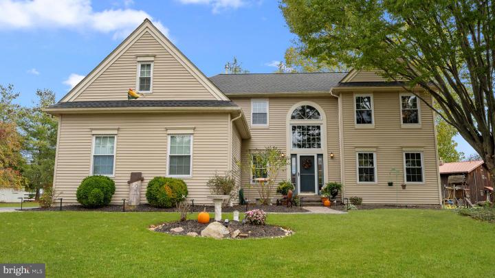 Photo of 404 Sweetbriar Court, Yardley PA