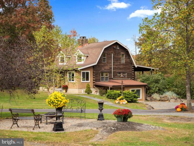 Photo of 466 Deerwood Lane, Quakertown PA