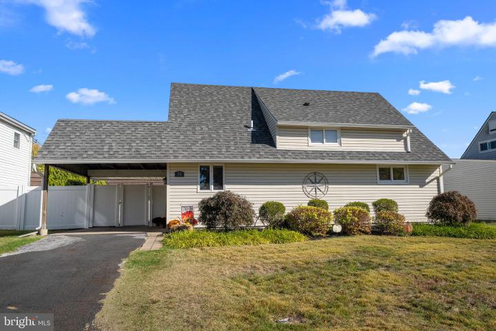 Photo of 50 Neptune Lane, Levittown PA