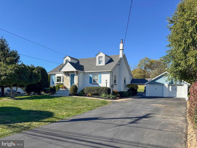 Photo of 117 Maple Avenue