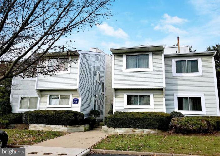 Photo of 31 Hillcroft Way