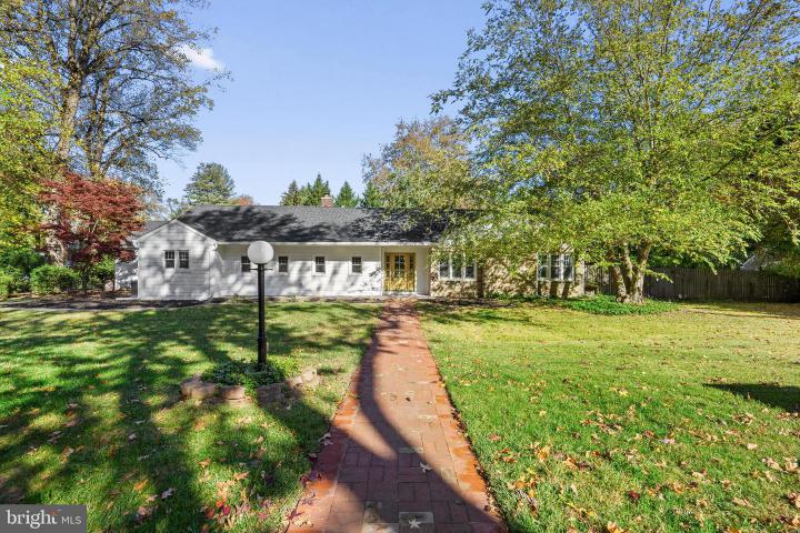 Photo of 1016 Evergreen Road