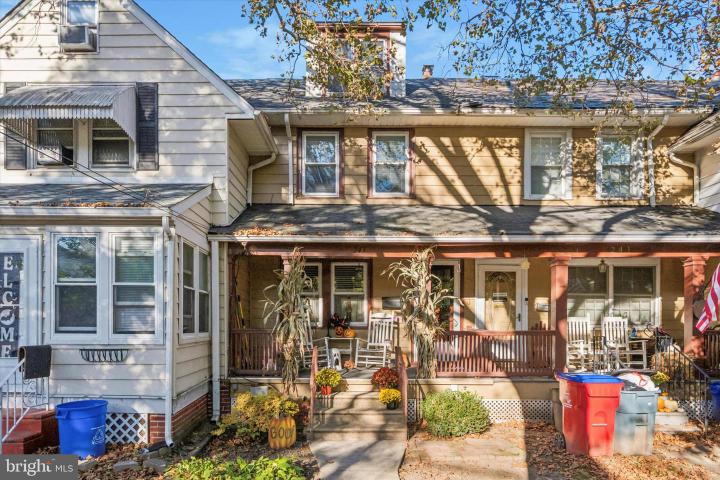 Photo of 243 Monroe Street