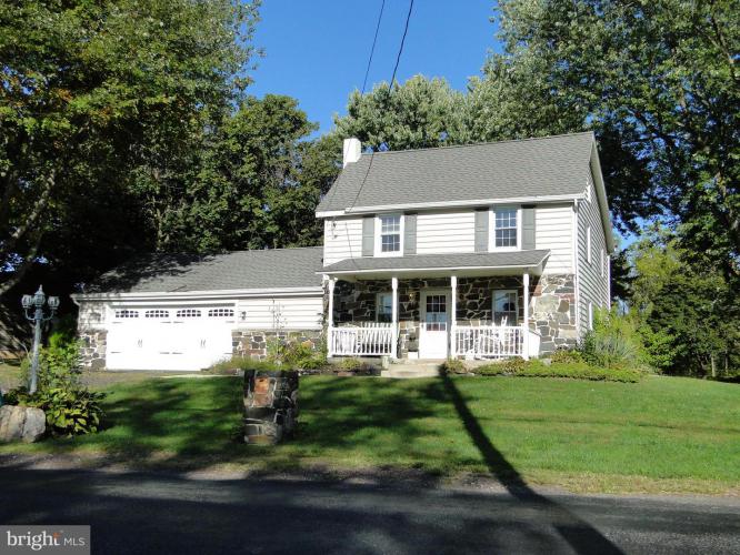 Photo of 2365 E Swamp Road