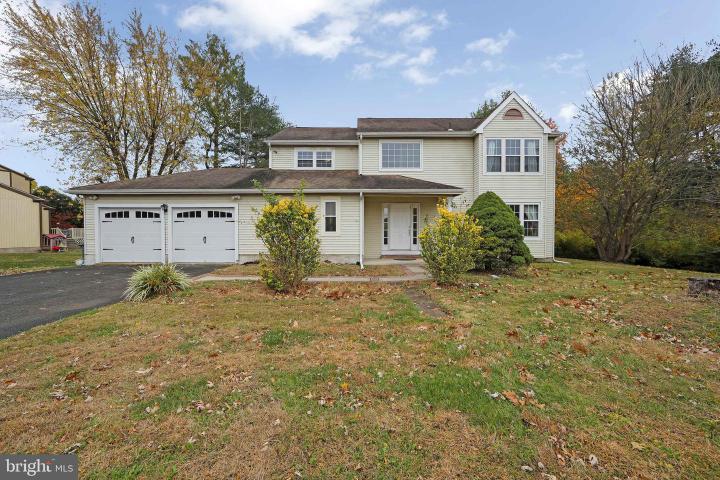 Photo of 180 Independence Drive, Holland PA