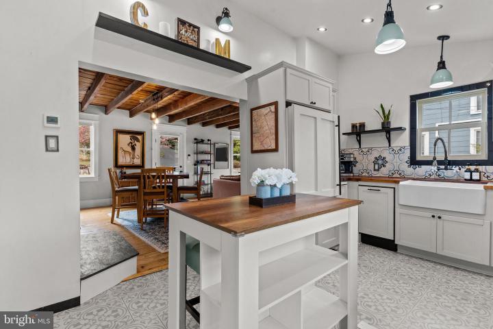 Photo of 2565 Bogarts Tavern Road