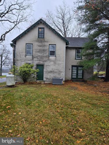 Photo of 6 Township Line Road