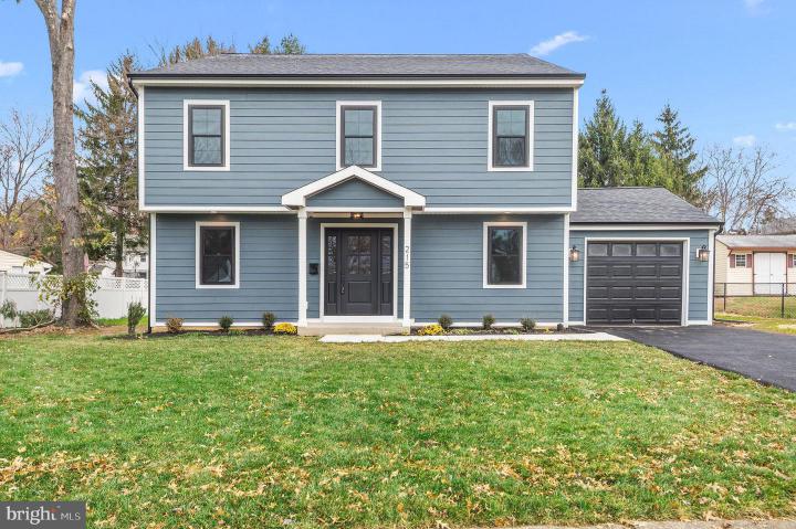 Photo of 215 N Franklin Street