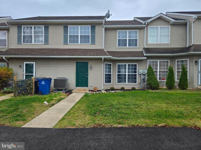 Photo of 1221 Garden Court