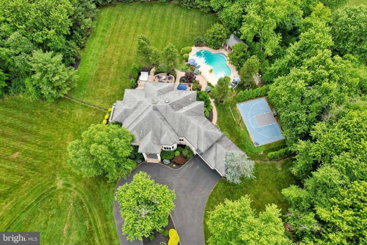 Photo of 100 E Holland Road, Holland PA