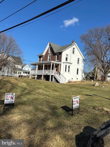 Photo of 17 Nice Road