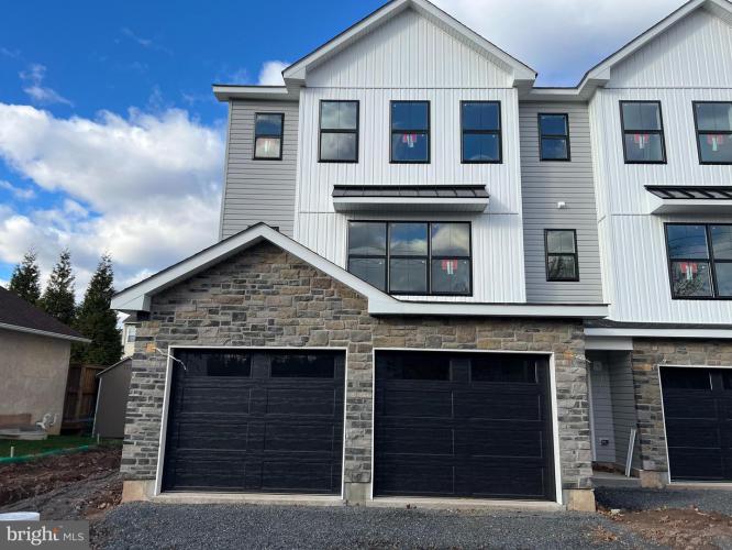 Photo of 51 W Clymer Avenue, Sellersville PA