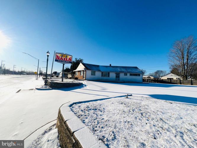 Photo of 1315 Veterans Highway