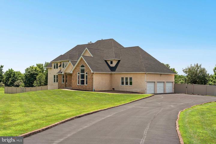 Photo of 2145 2nd Street Pike, Newtown PA