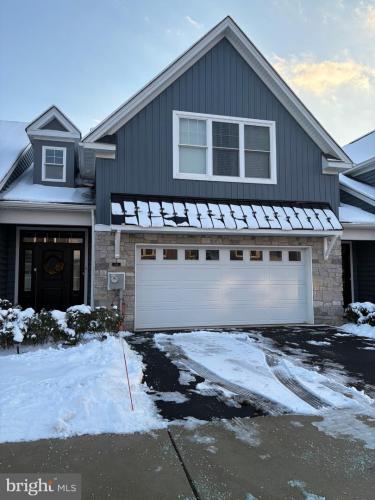 Photo of 909 Holden Court