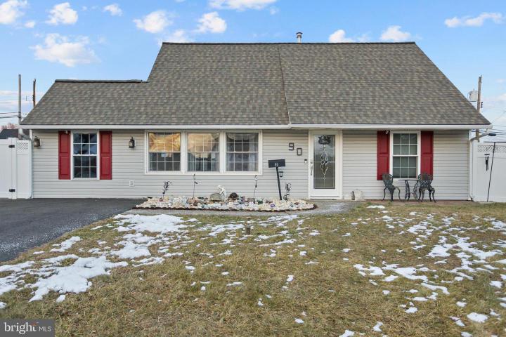 Photo of 90 Cobalt Ridge Drive E