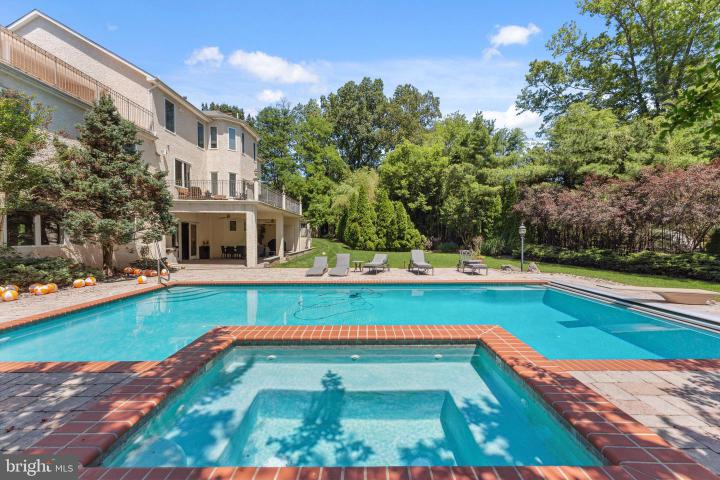 Photo of 534 Holly Knoll