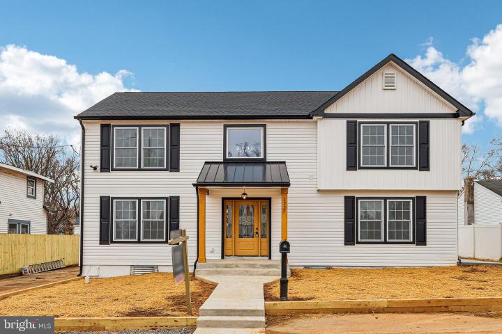 Photo of 1237 Clayton Avenue