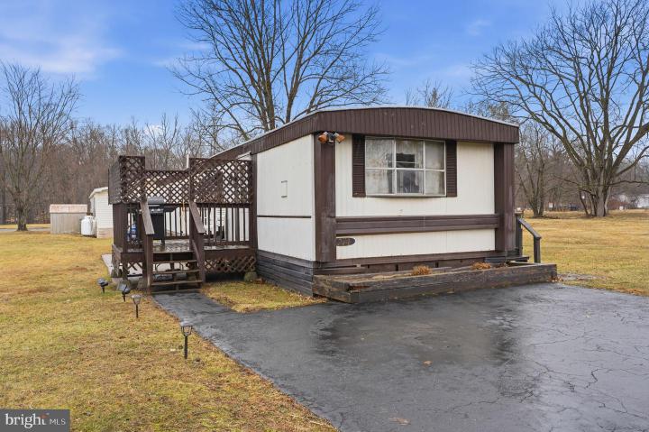 Photo of 274 Hickory Drive