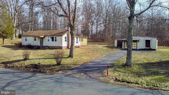Photo of 1895 Quarry Road