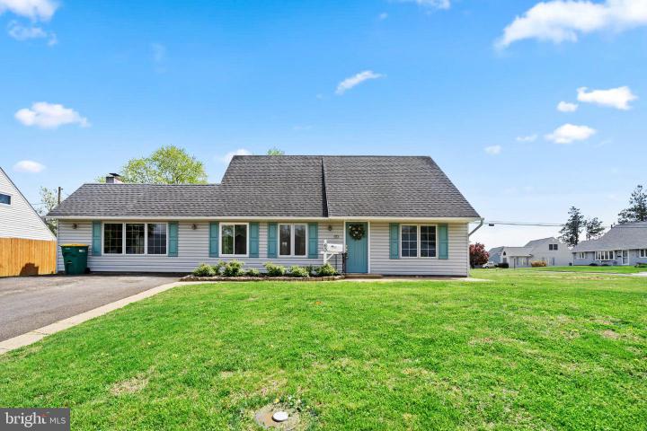 Photo of 60 Upland Road, Levittown PA