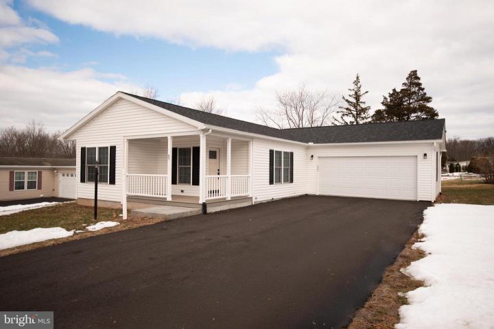 Photo of 85 Waterford Lane, Sellersville PA