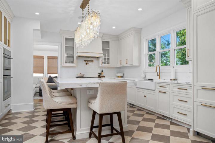 Photo of 194 N Chancellor Street, Newtown PA