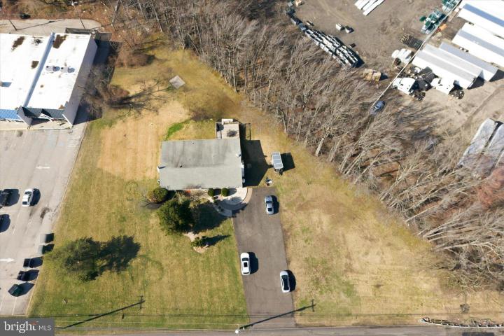 Photo of 211 Lincoln Highway