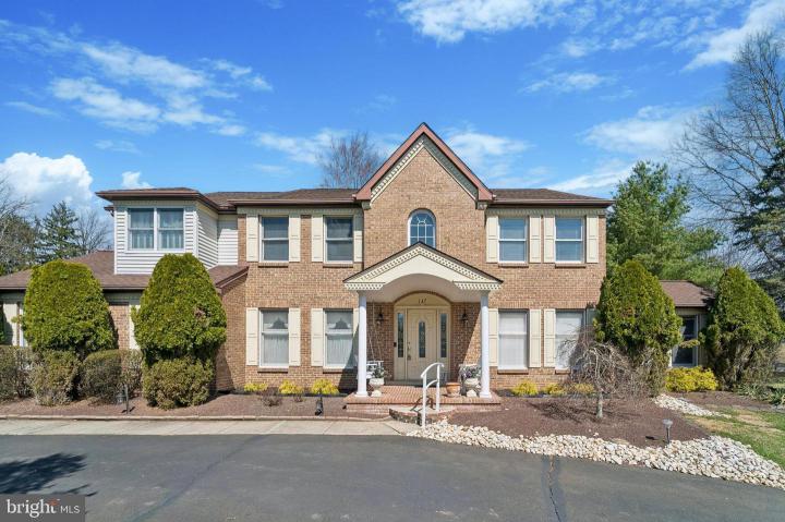 Photo of 137 Briarwood Drive