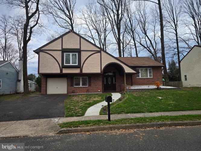 Photo of 743 Bridgeview Road, Feasterville Trevose PA