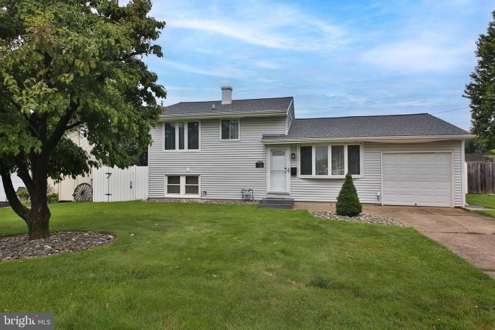 Photo of 3072 Richlieu Road