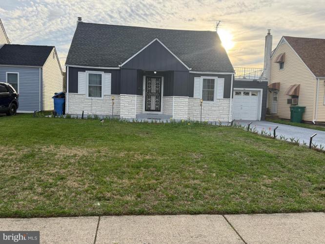 Photo of 711 Veterans Highway