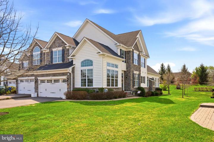 Photo of 61 Hillyer Lane, Newtown PA