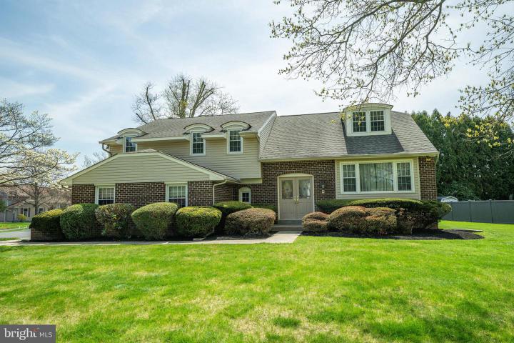 Photo of 1708 Triumphe Way