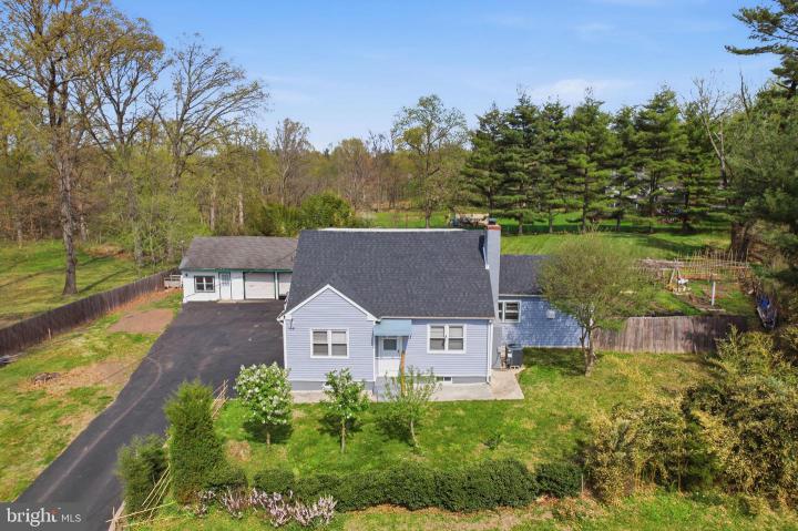 Photo of 632 Durham Road