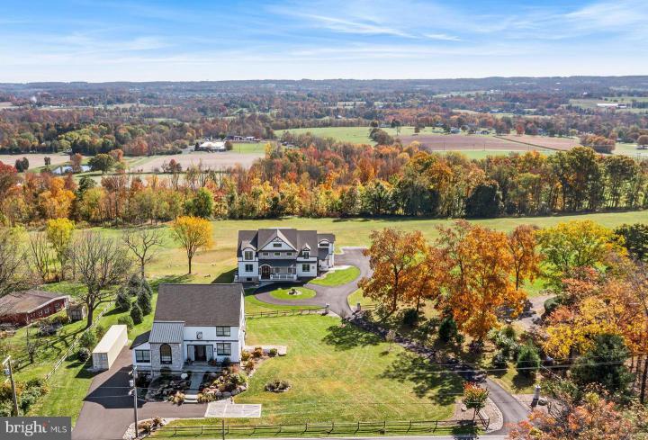 Photo of 1823 Ridge Road