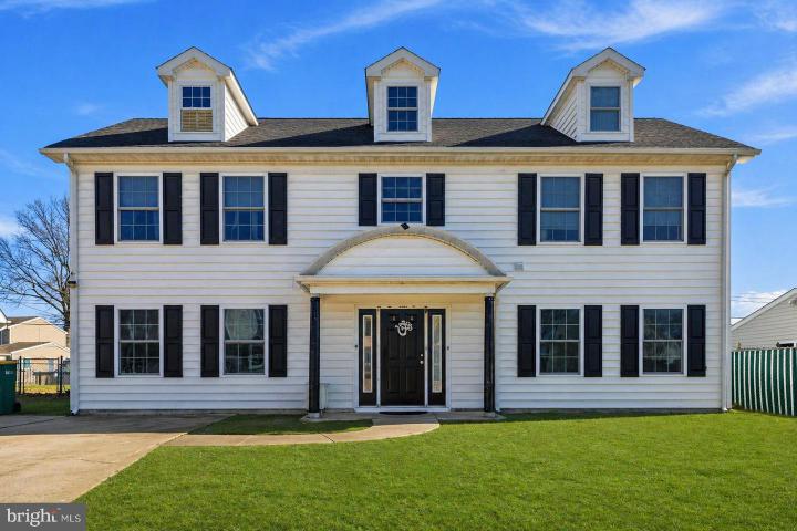 Photo of 32 Rustleaf Lane